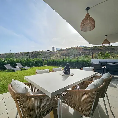 Higuerón Prestige Homes